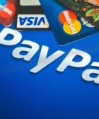 PayPal-está-listo-para-entrar-en-la-banca-tradicional-con-tarjetas-de-débito-préstamos-y-más