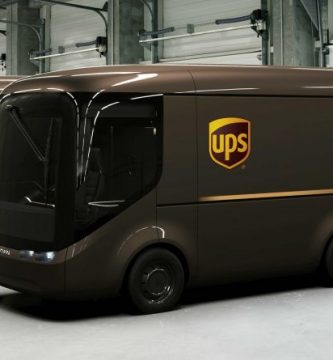 UPS-incorpora-una-flota-de-camiones-eléctricos-modernos-y-bonitos